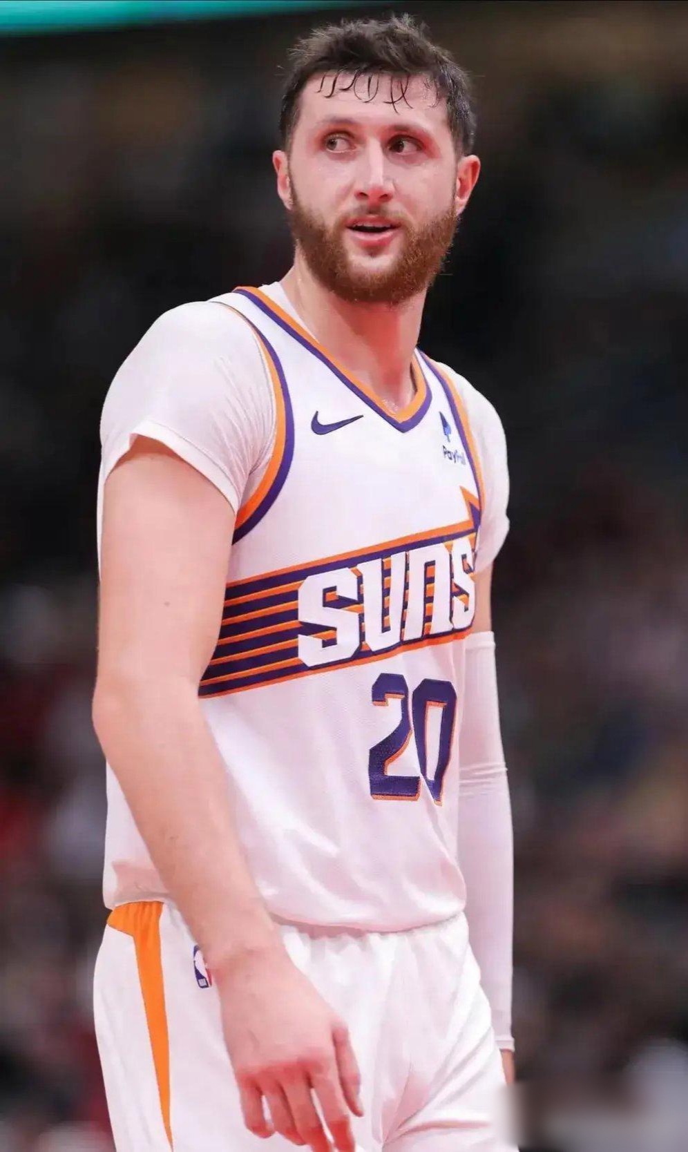 lol赛事直播关于萨克拉门托国王迎NBA季后赛关键赛，今晨复出首秀，话题不断，年轻球员得到机会的信息